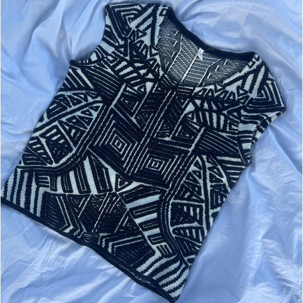 ANTHROPOLOGIE MOTH TOP